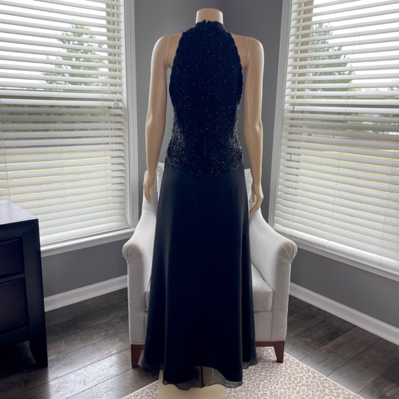 J kara New York Maxi Party Dress Beaded Sleeveless V-Neck - Picture 3 of 15